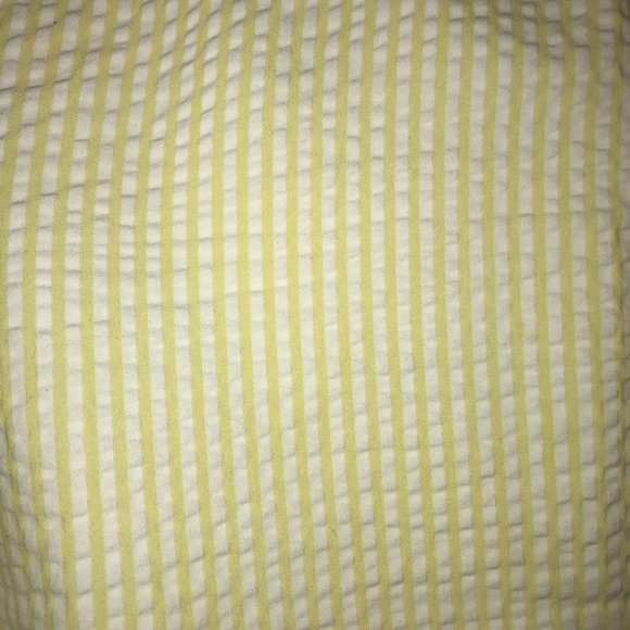 ❌SOLD❌J. Crew Factory Yellow Seersucker Shorts - Picture 3 of 5